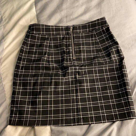 Garage mini skirt - Picture 2 of 3